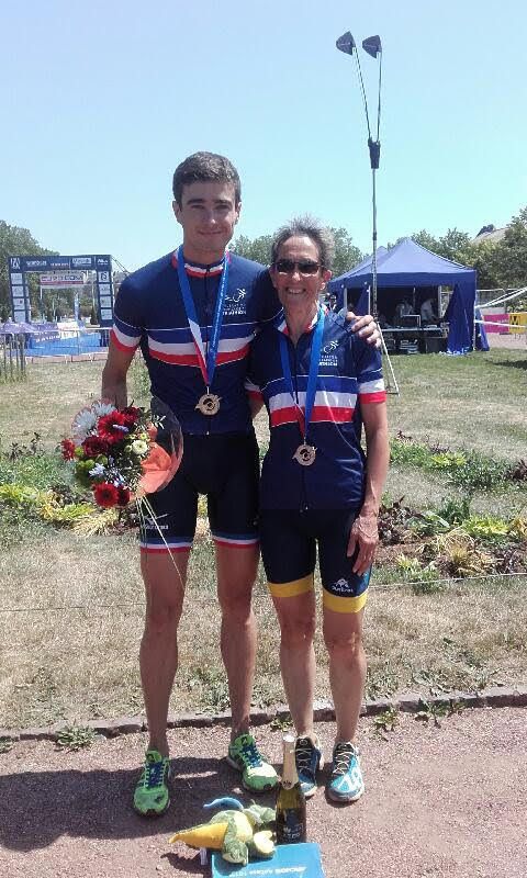 Louis VITIELLO et Christine HAUDEBOURG champions de france de triathlon